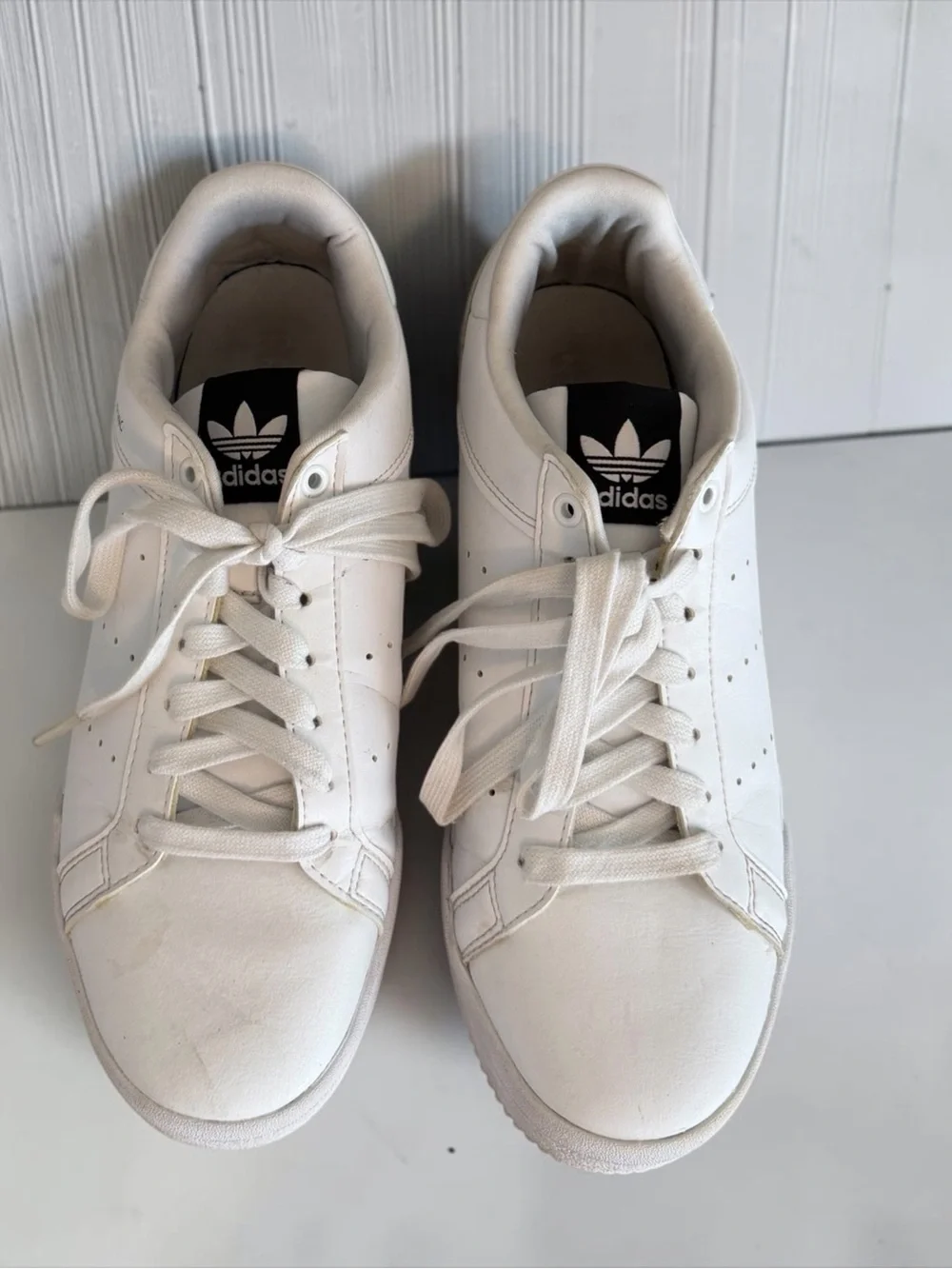 Adidas Court Tourino White Sneakers - Size Men’s 8.5 (H02177)